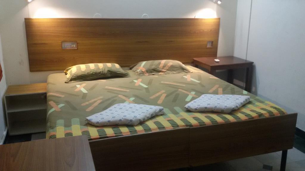 Hotel Sukhsadan Dehradun Quarto foto